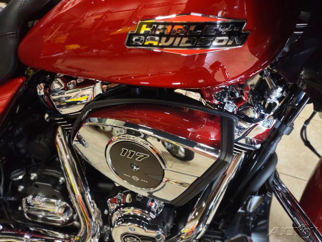 Road Glide®