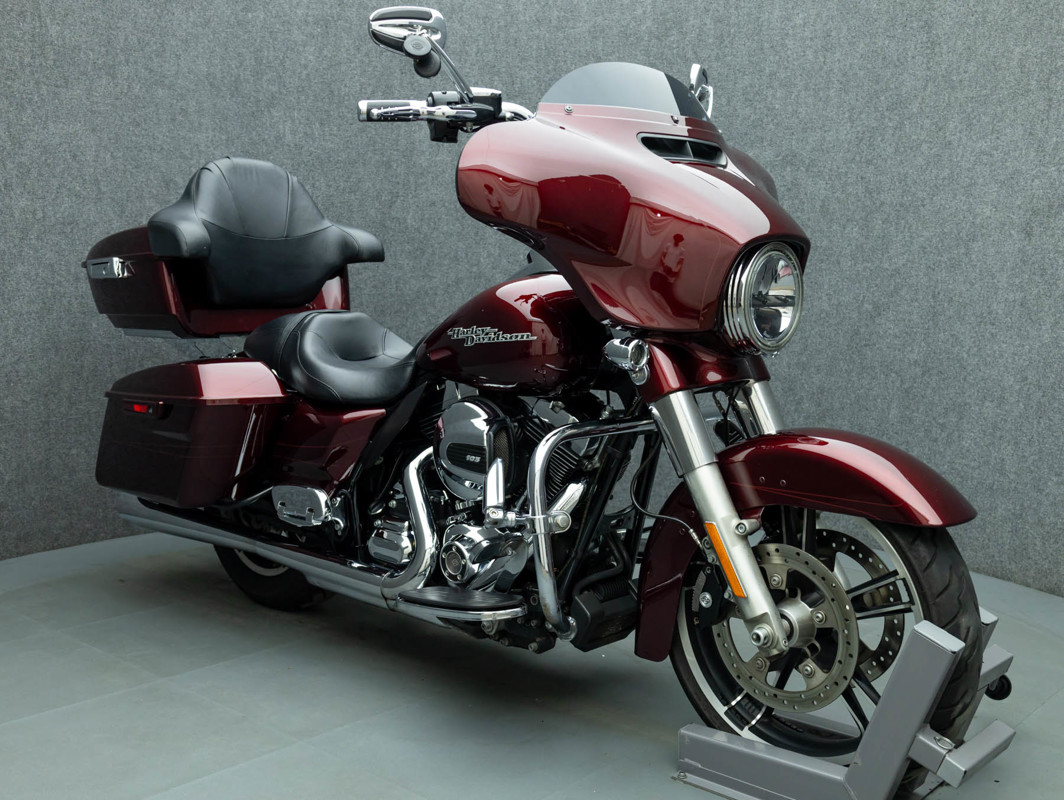 Street Glide® Special