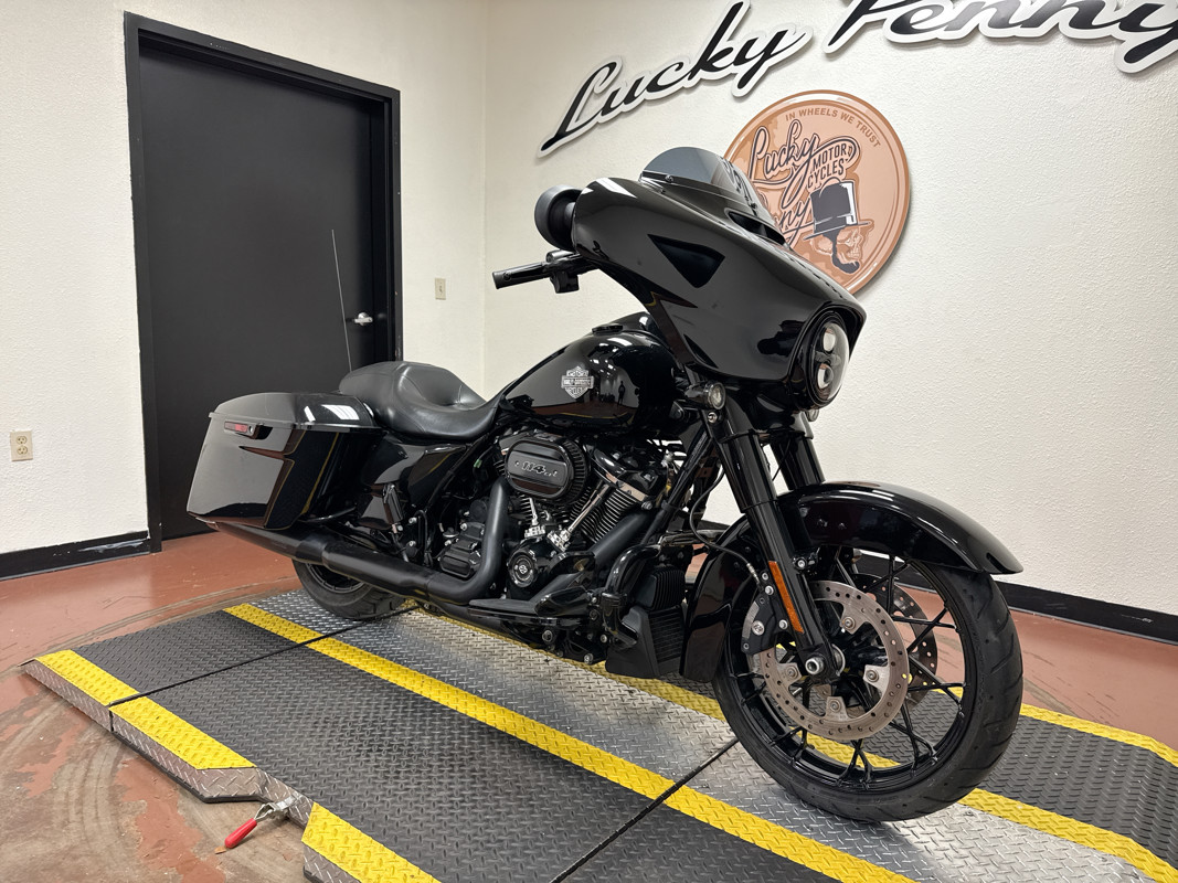 Street Glide® Special