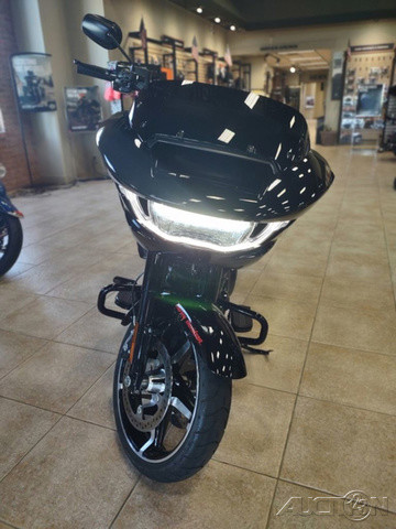 Road Glide®