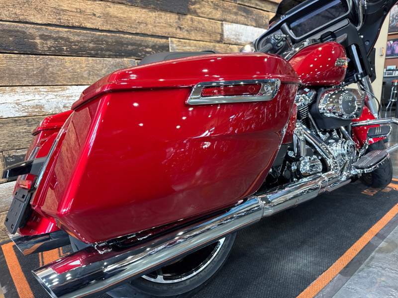 Street Glide®