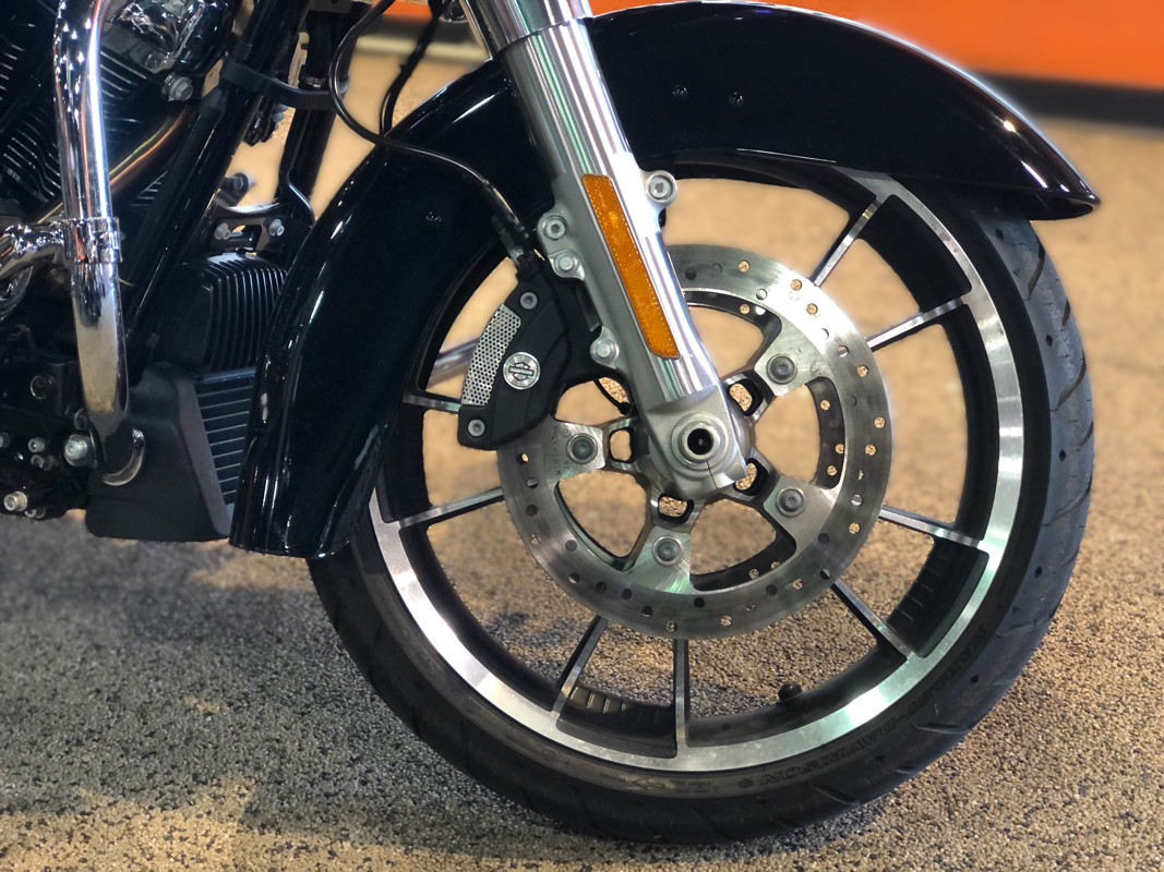 Road Glide®