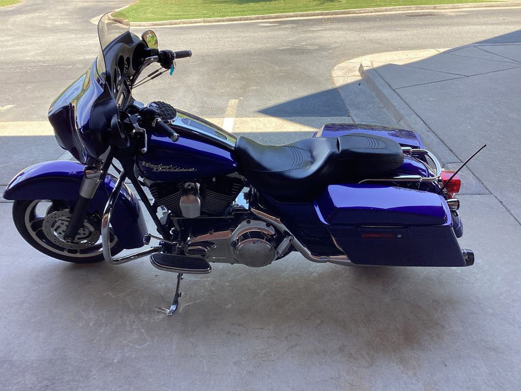 Street Glide®