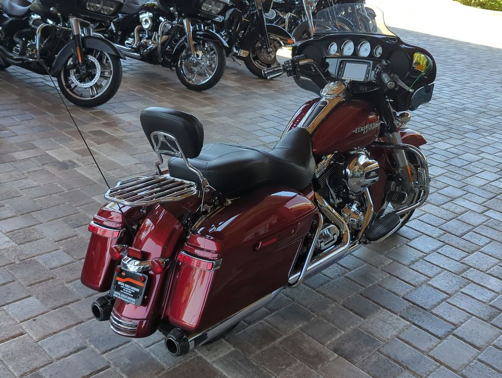 Street Glide® Special
