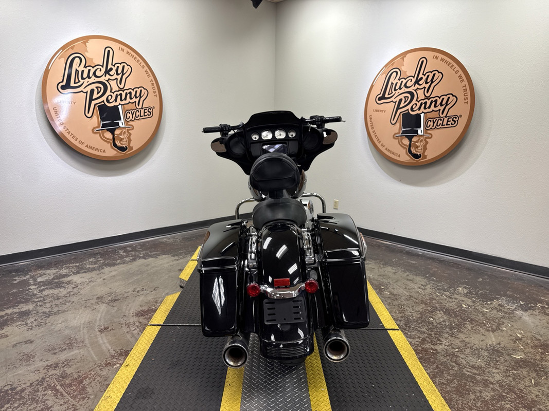 Street Glide®