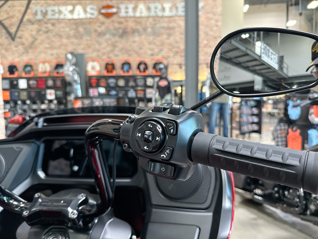 Road Glide®