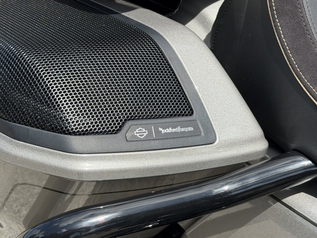 CVO® Street Glide®
