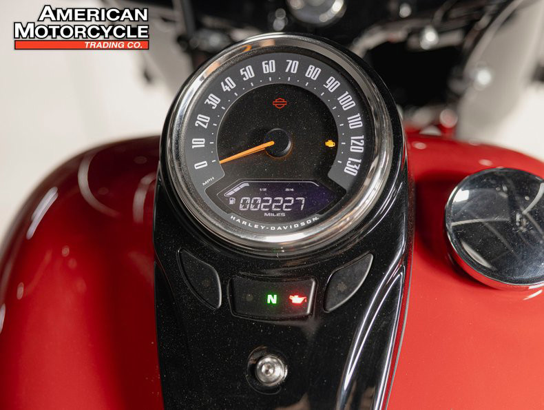 Heritage Classic 114