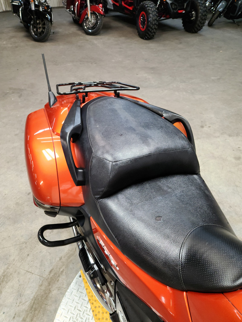 Gold Wing® F6B