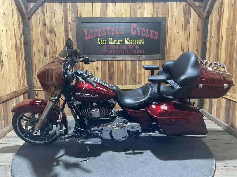 Street Glide® Special