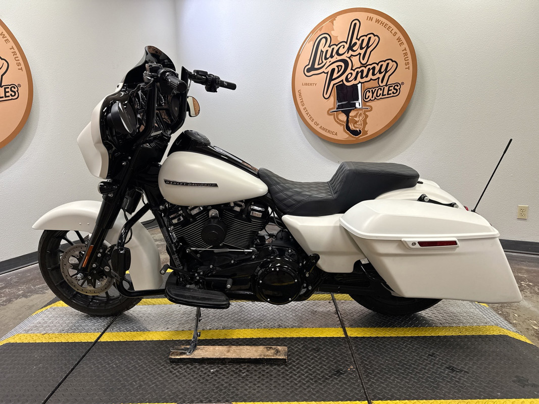 Street Glide® Special