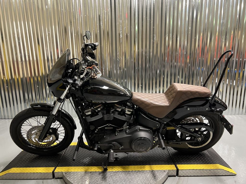 Softail® Street Bob®