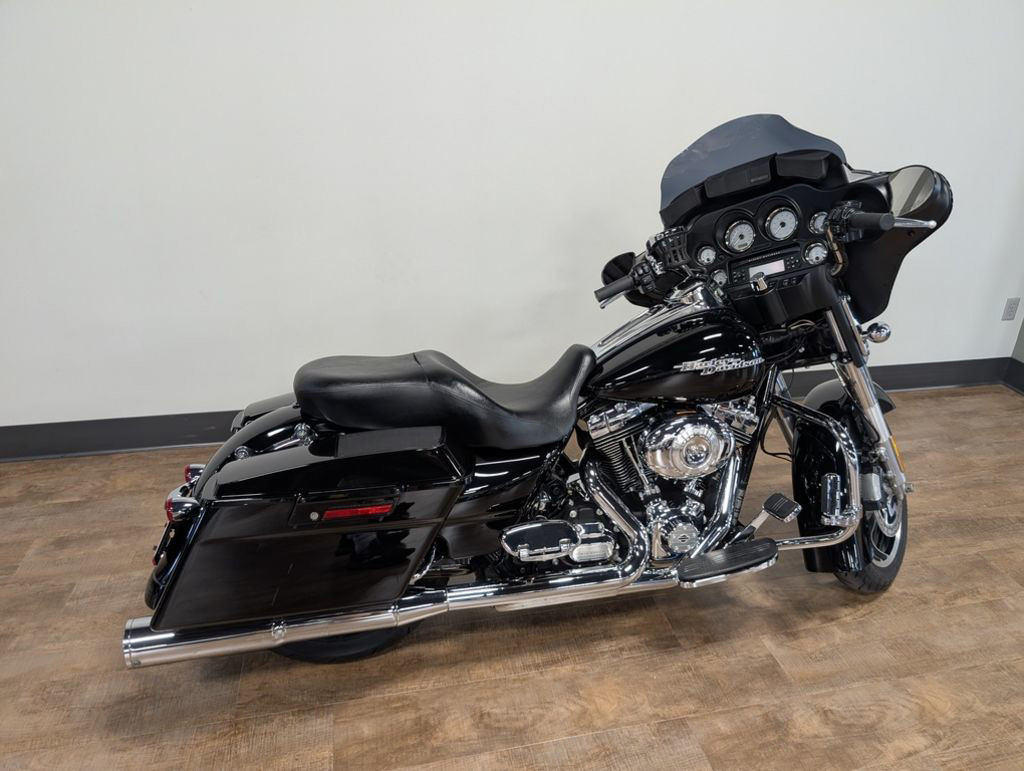 Street Glide®
