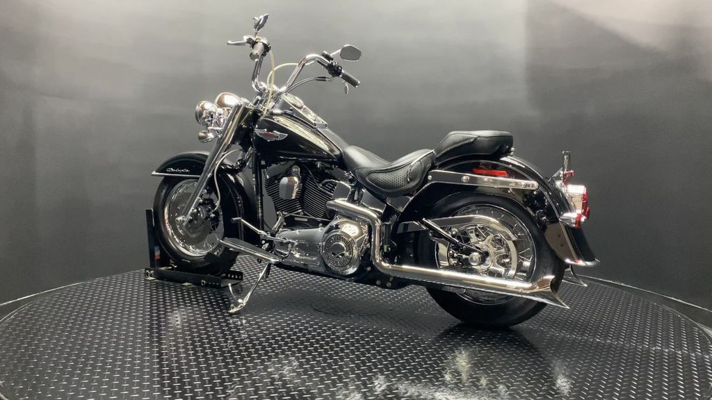 Softail® Deluxe