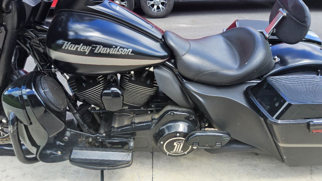 Street Glide®