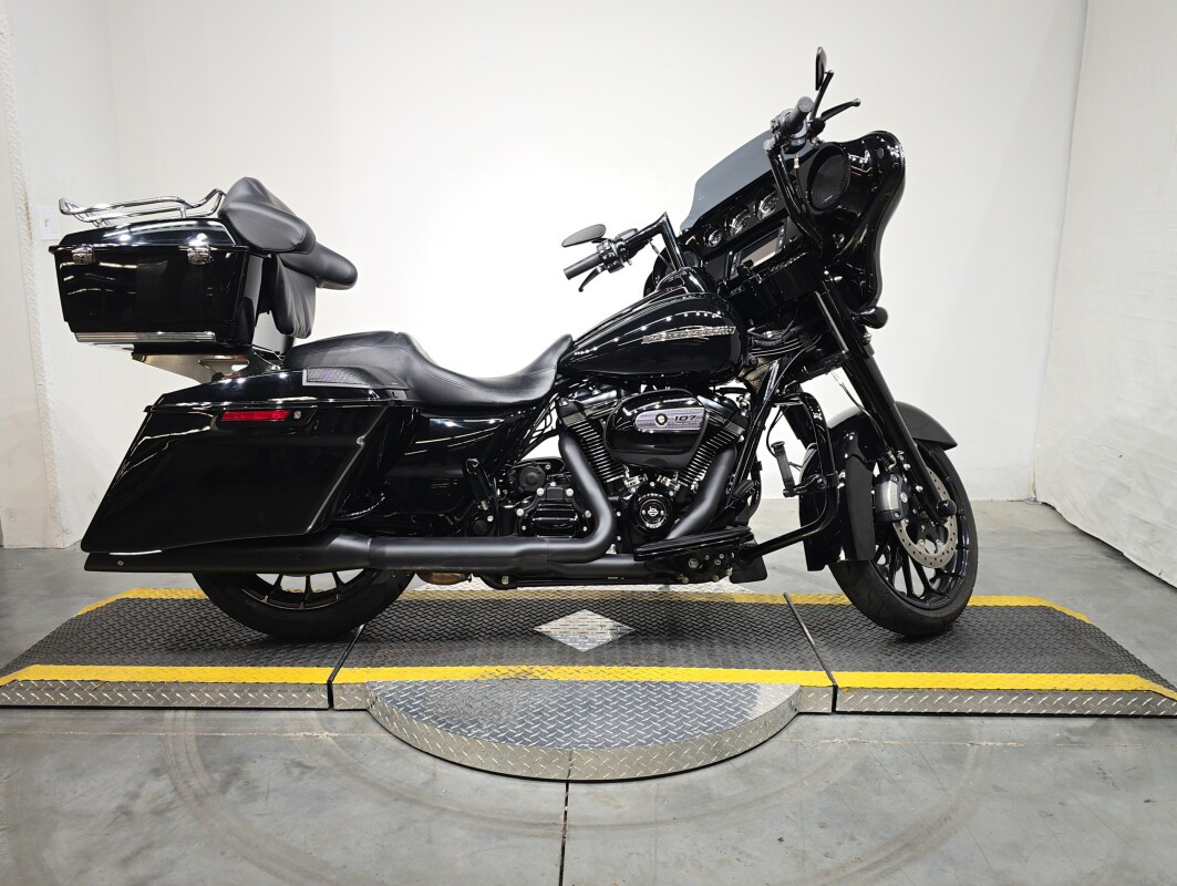 Street Glide® Special
