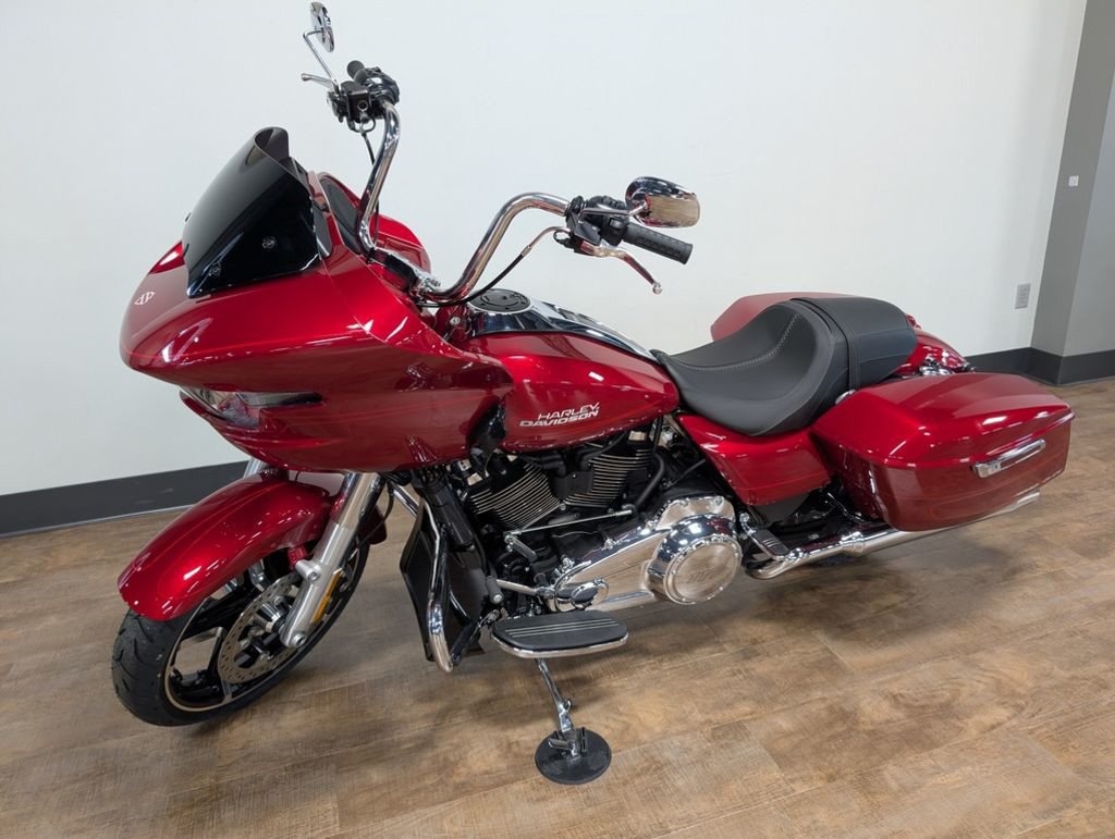 Road Glide®