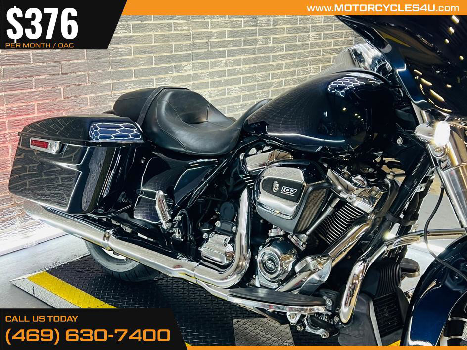 Street Glide®