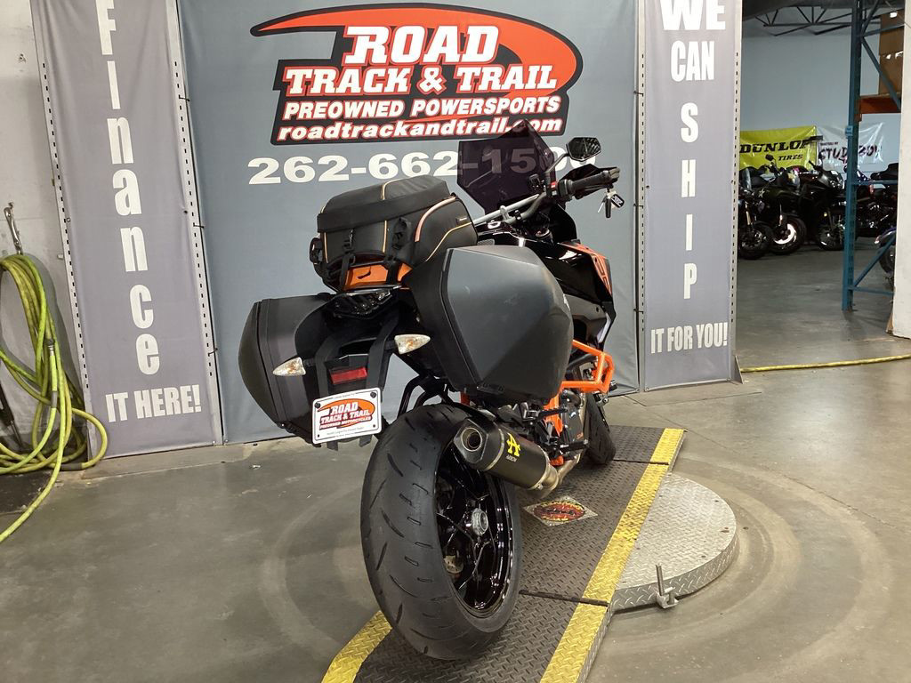1290 Super Duke GT