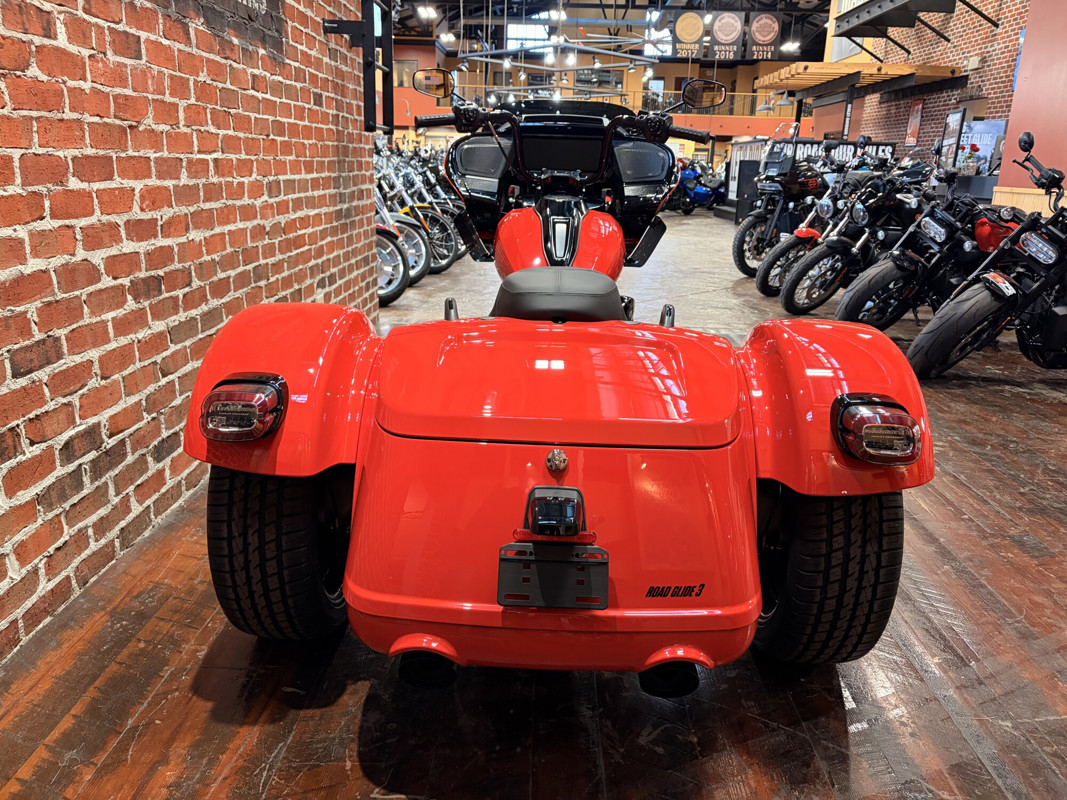 Road Glide® 3