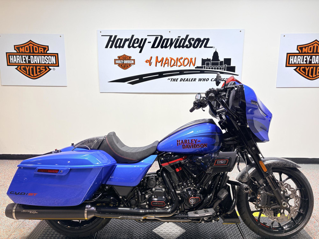 CVO® Street Glide® ST
