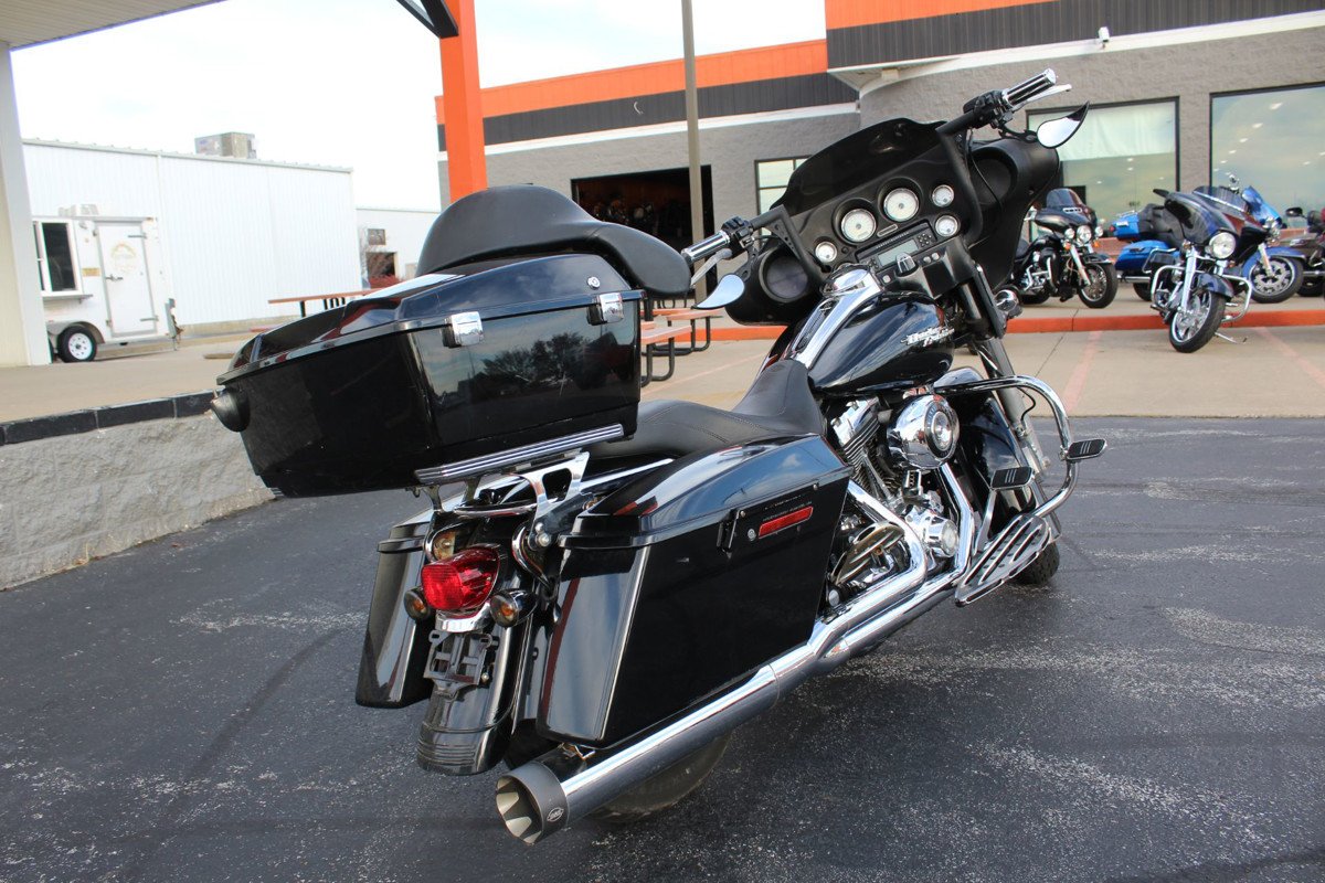 Street Glide®