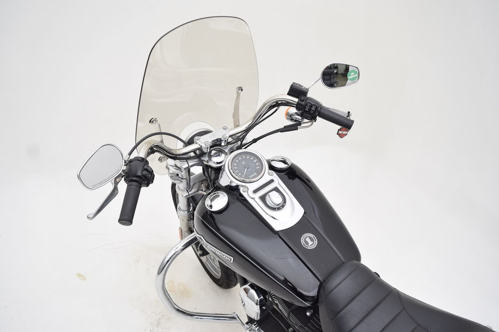Dyna® Super Glide Custom