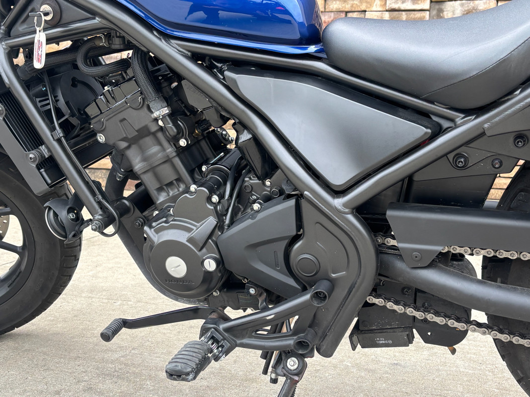 Rebel 300