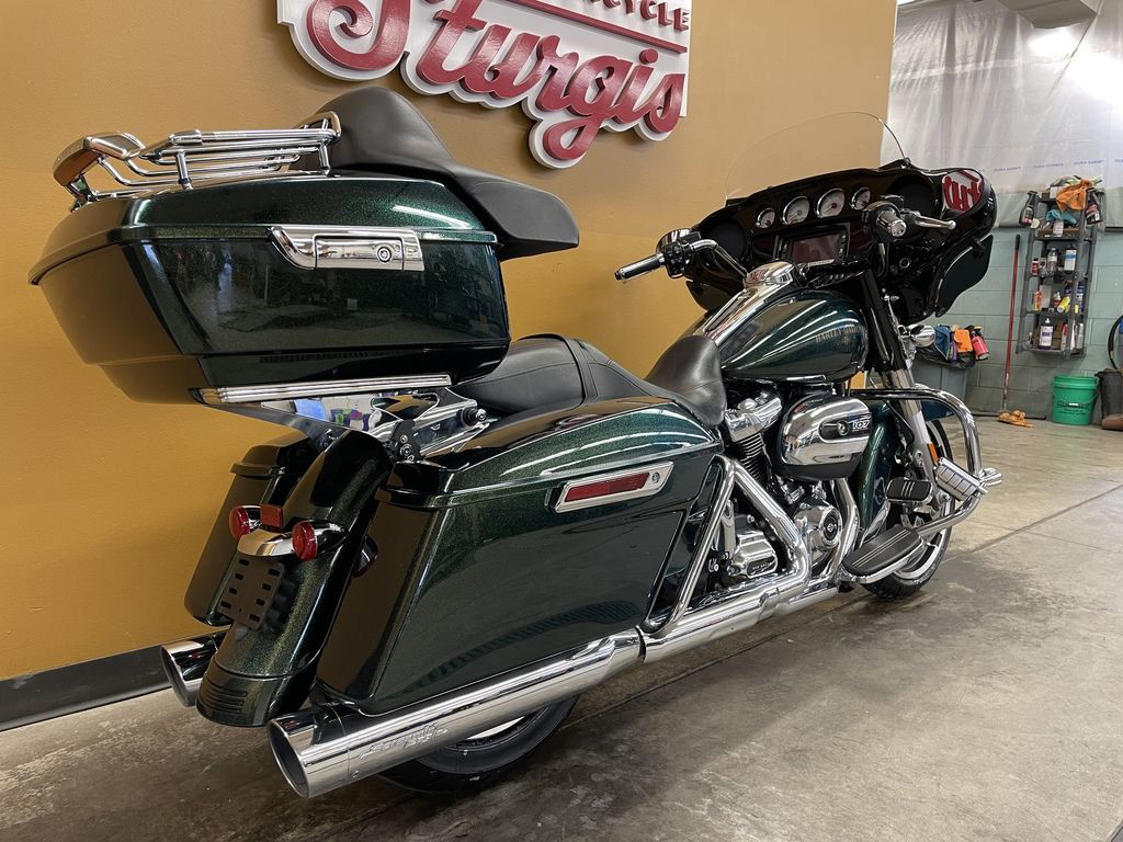Street Glide®