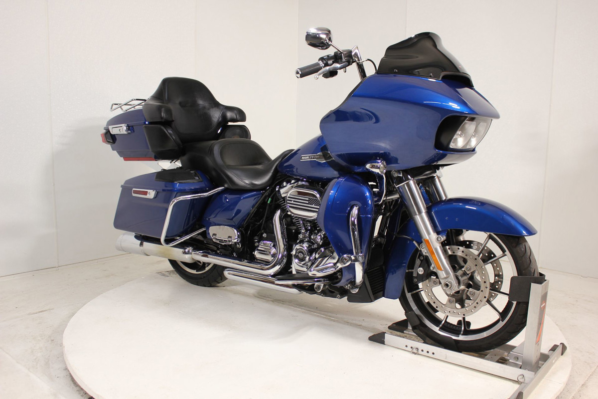 Road Glide®