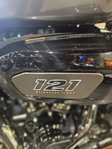 CVO® Street Glide®