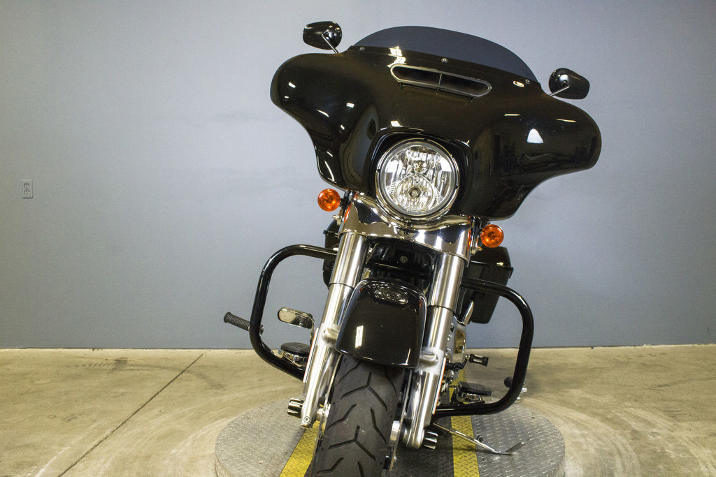 Street Glide®