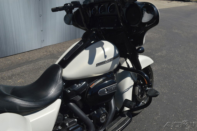 Street Glide® Special