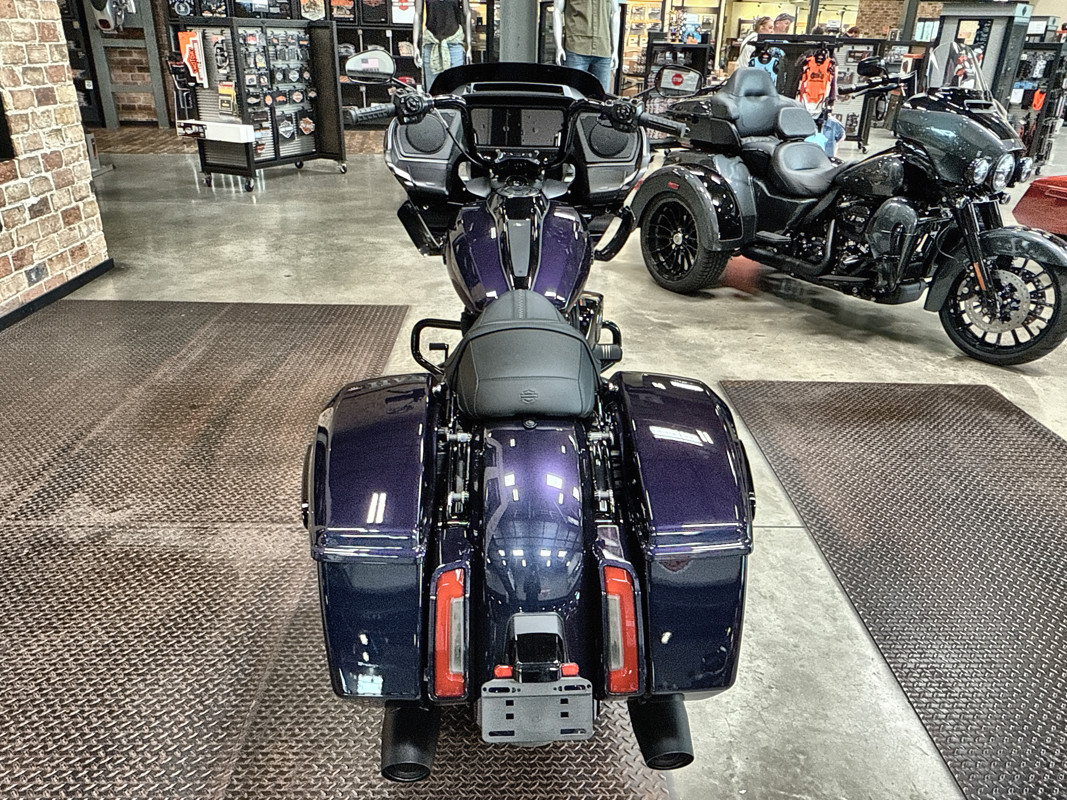 Road Glide®
