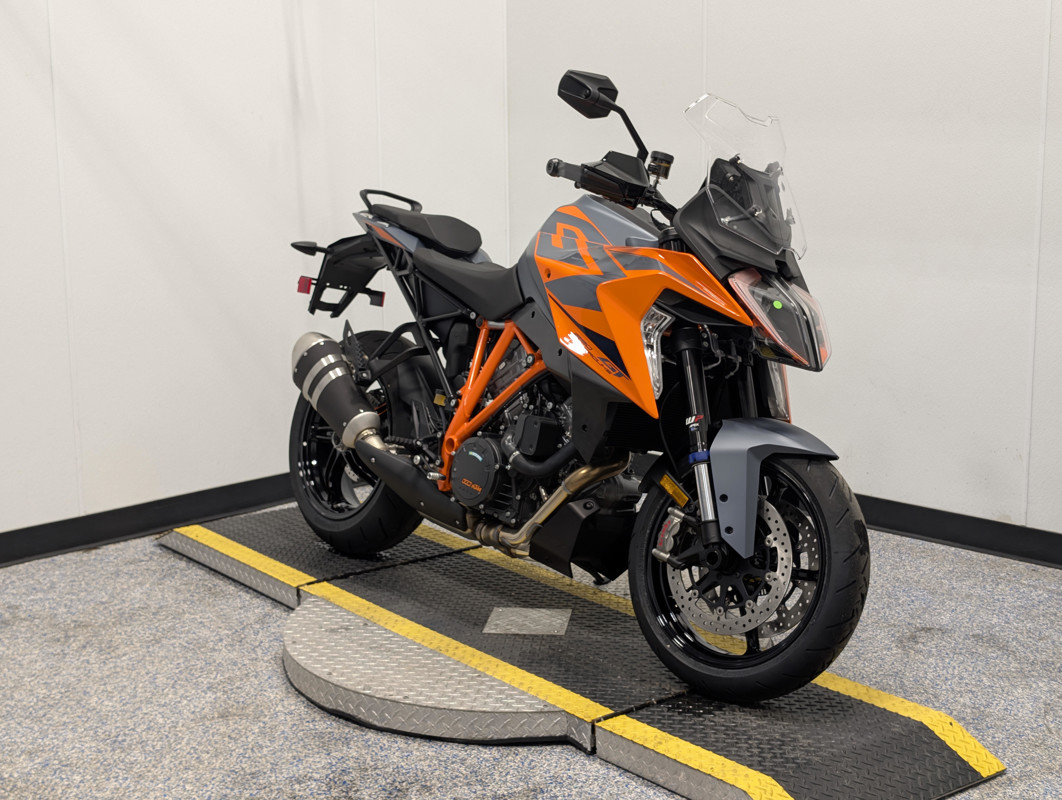 1290 Super Duke GT