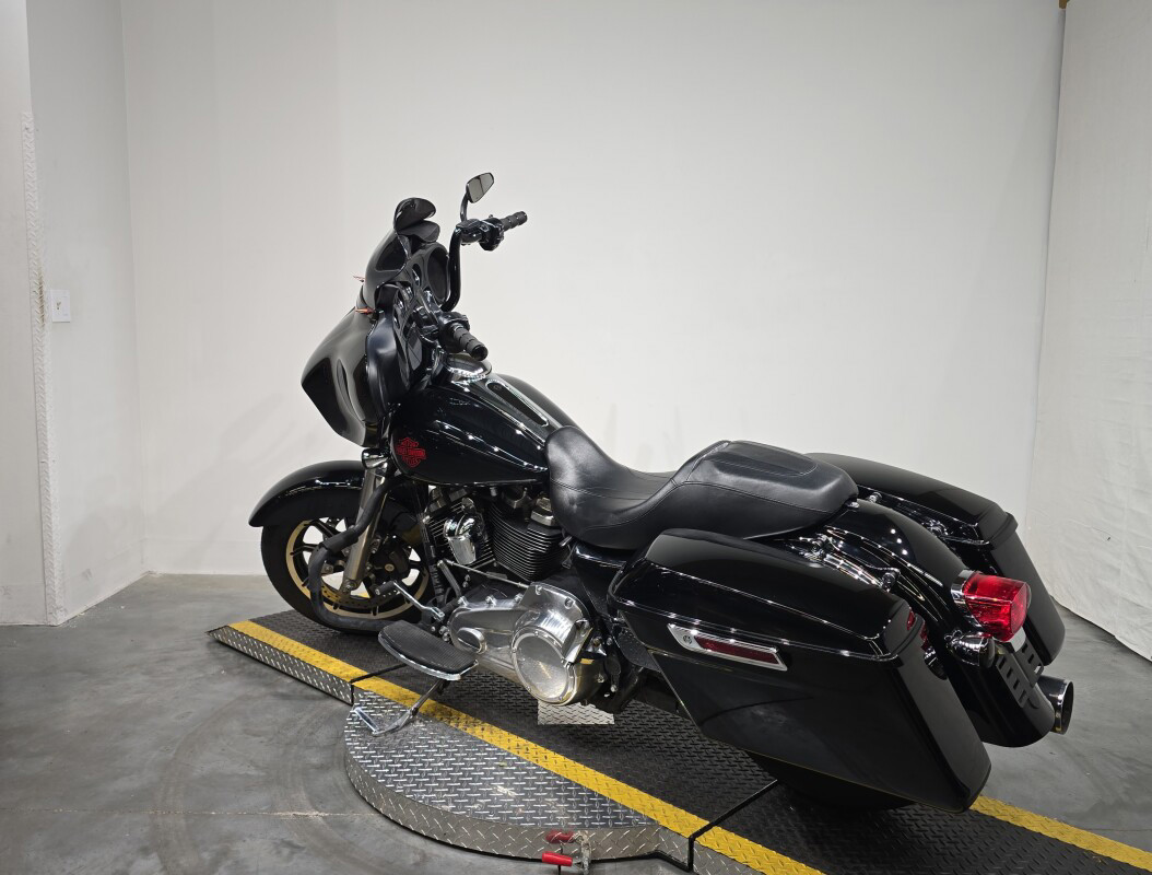 Electra Glide Standard