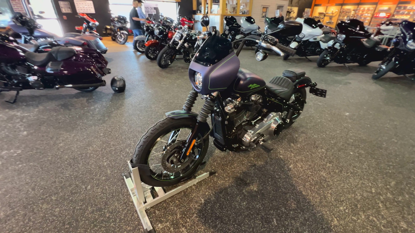 Street Bob®