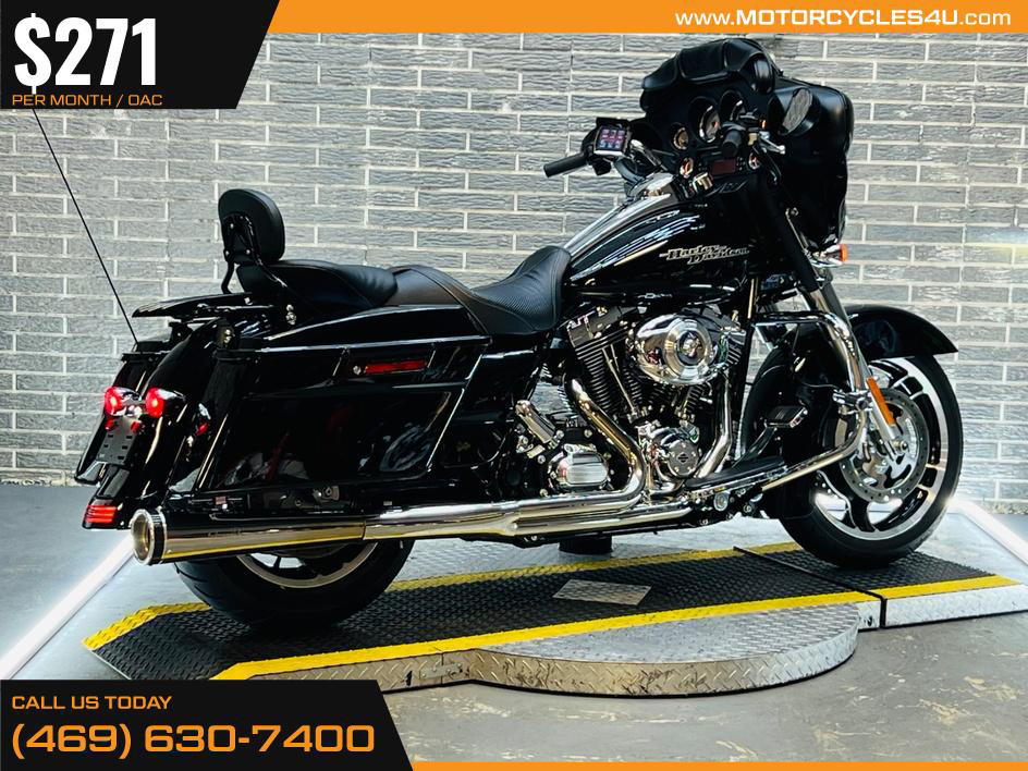 Street Glide®