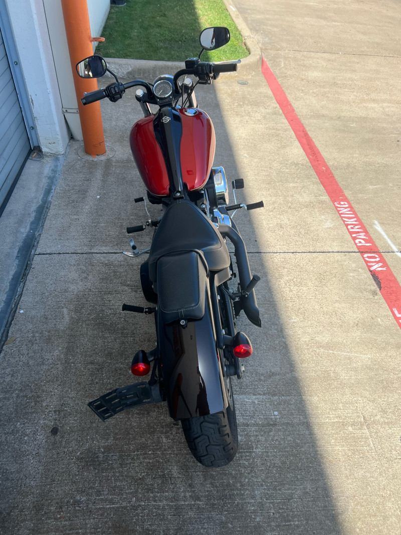 Softail® Blackline®