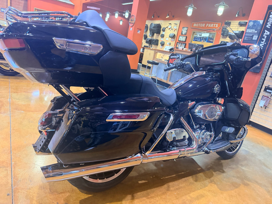Street Glide® Limited