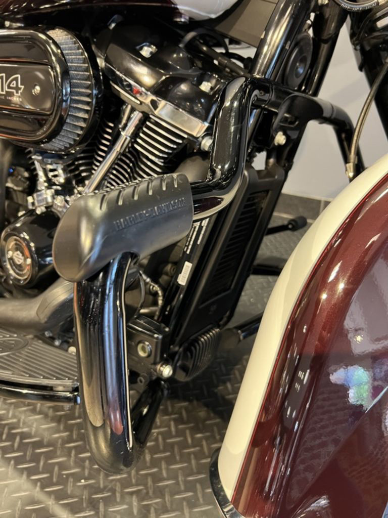 Heritage Classic 114