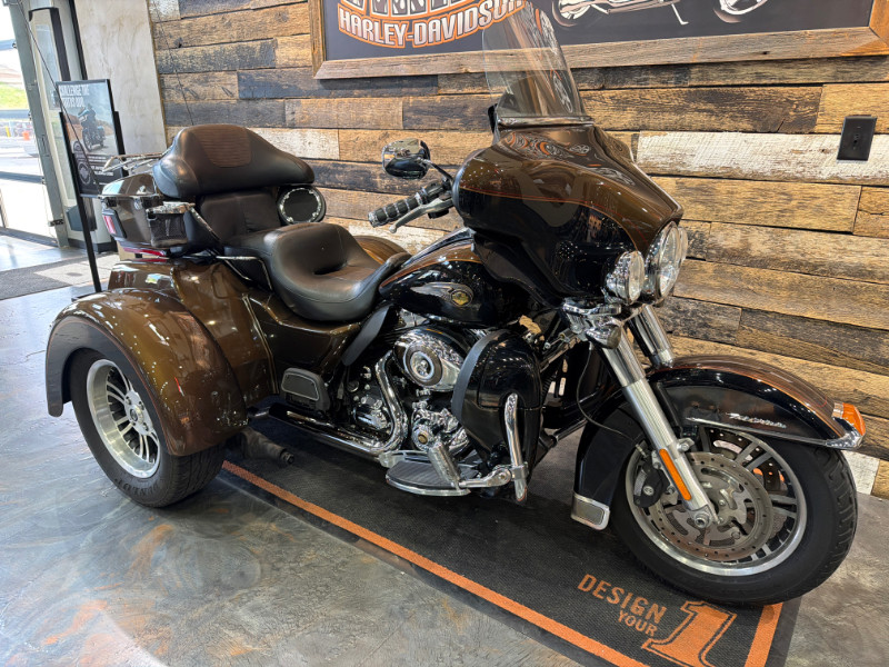 Tri Glide® Ultra Classic® 110th Anniversary