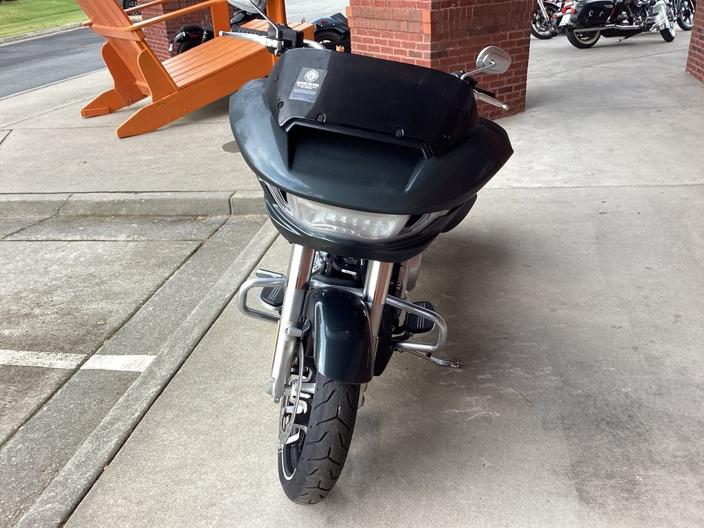 Road Glide®
