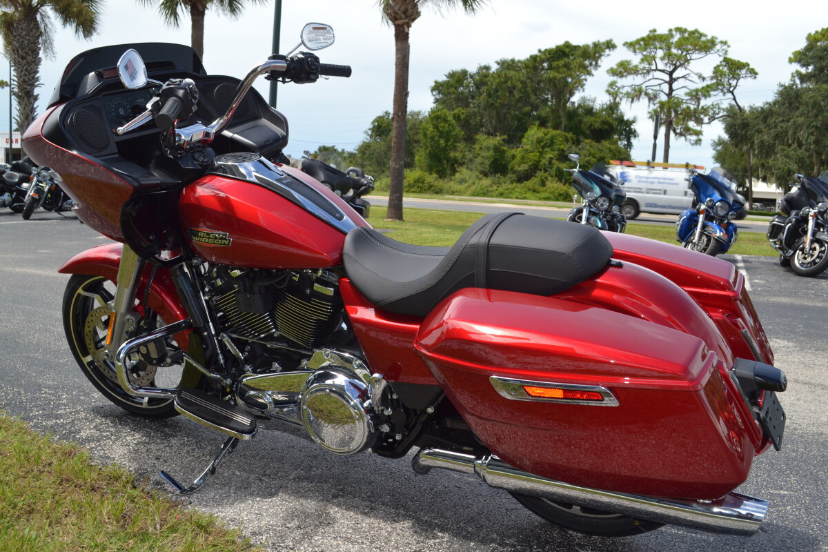 Road Glide®