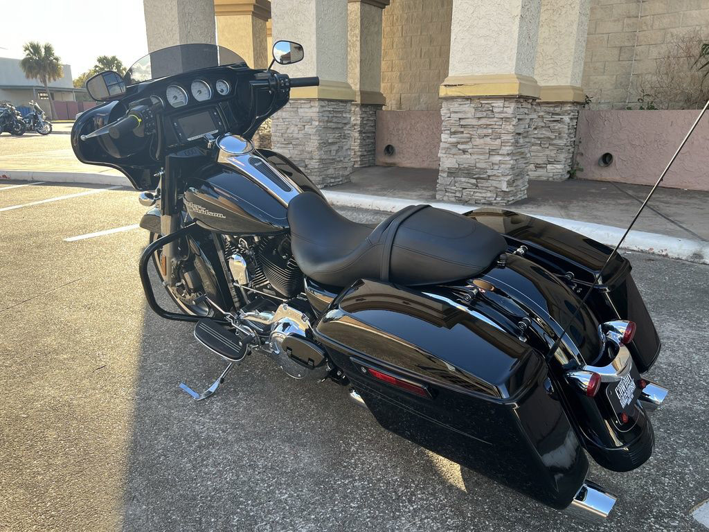 Street Glide® Special