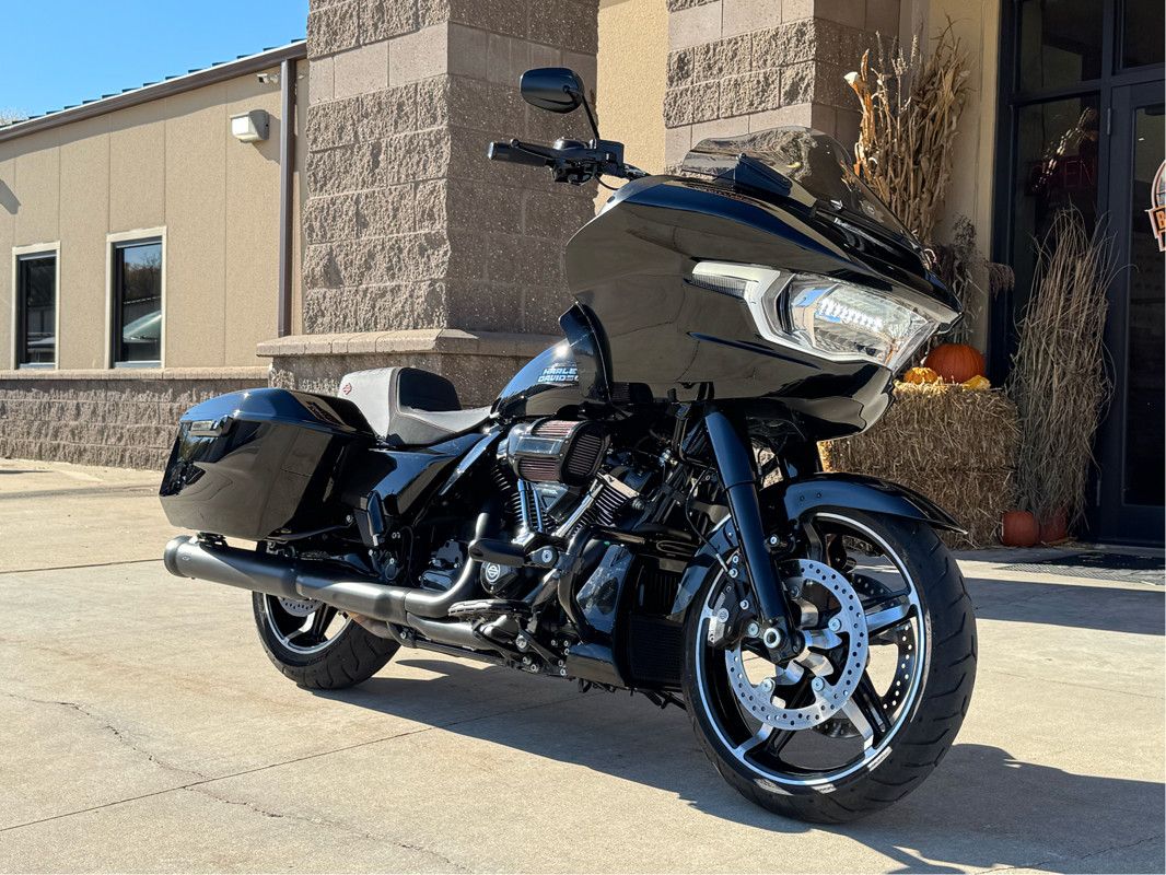Road Glide®