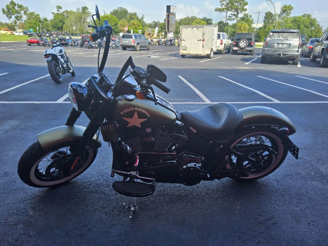 Softail® Slim® S