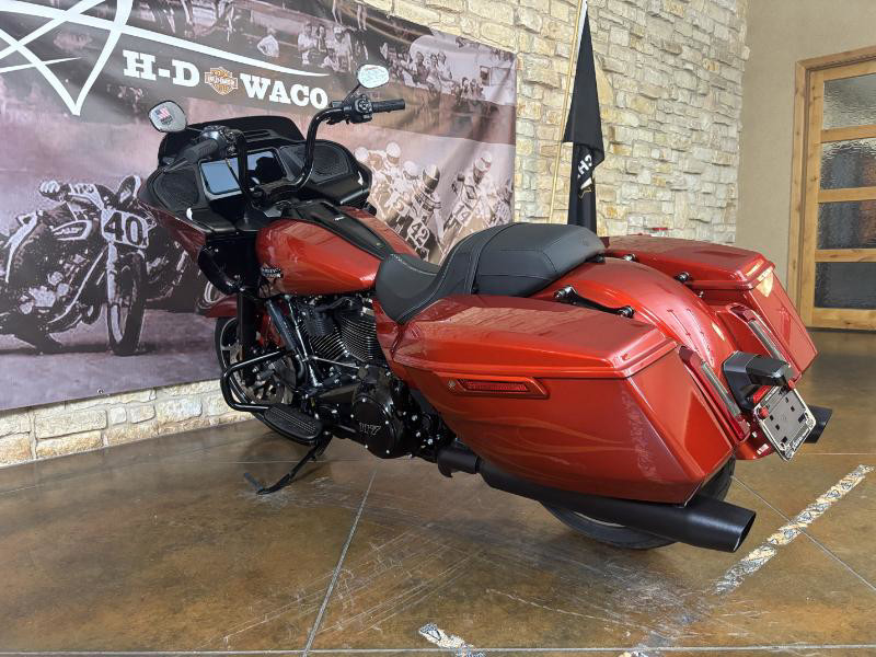 Road Glide®