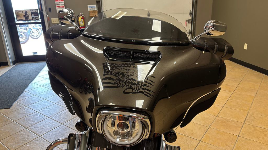 Street Glide®
