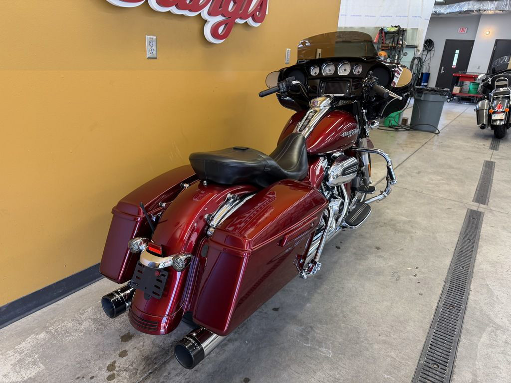 Street Glide® Special